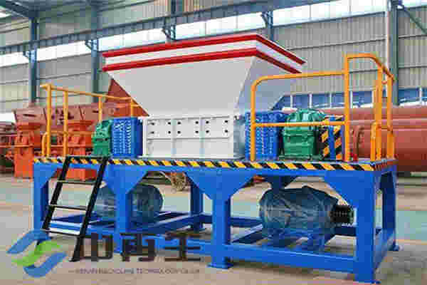 日常維護(hù)薄膜撕碎機(jī),盡可能延長設(shè)備的使用壽命