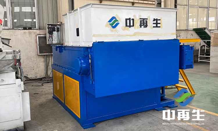撕碎機為廢料預處理設備,打開了一個新的篇章
